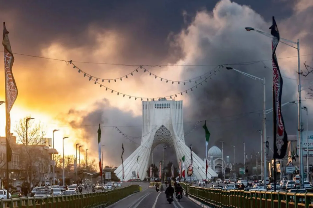 ترمب يرفع سقف الهجوم… وضربات لمراكز القرار الإيراني