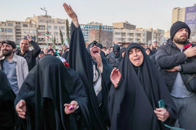 مقتل خامنئي… وإيران توسّع عدوانها على الخليج