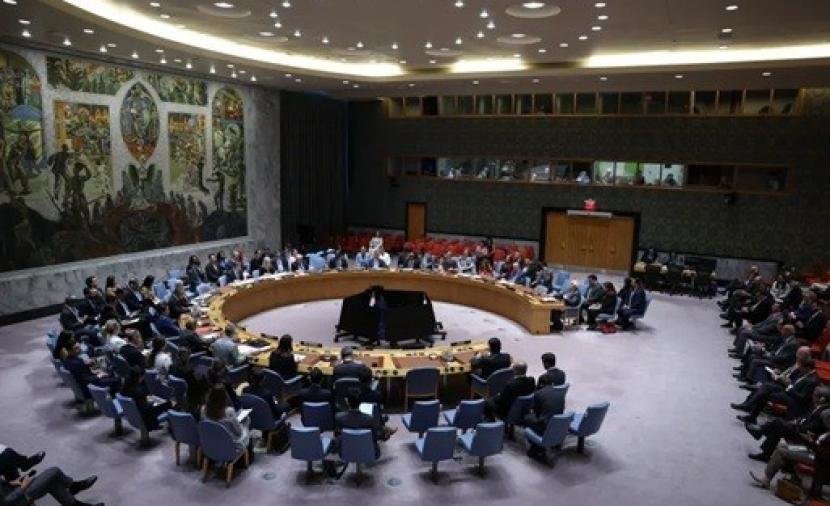 سلطنة عُمان تدعو مجلس الأمن لعقد اجتماع عاجل لفرض وقف إطلاق النار
