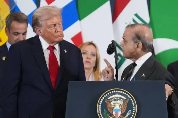 كيف عادت باكستان إلى قلب الحسابات الأميركية؟
