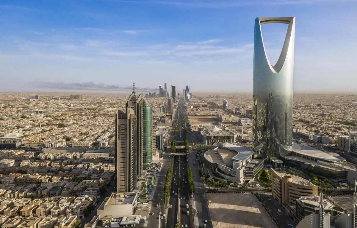 خادم الحرمين: السعودية تمضي نحو مستقبل أفضل مع ما حققته «رؤية 2030»