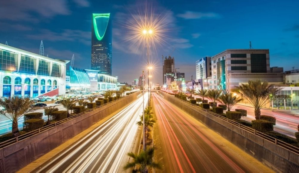 «فوربس»: الاقتصاد السعودي يتجاوز النفط.. 1.3 تريليون دولار ونمو يقوده التنويع